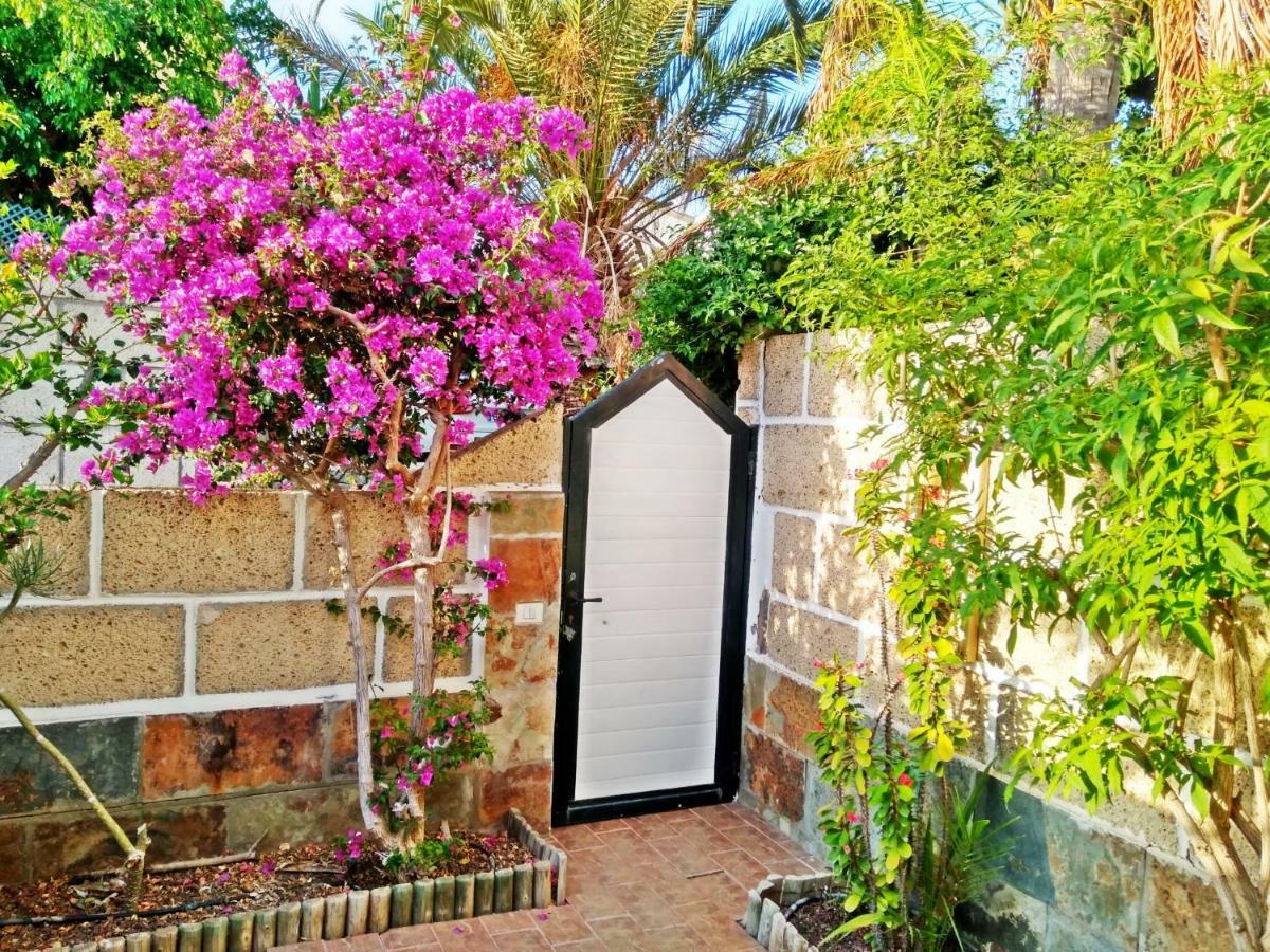 Casa Sarita - Farbenfrohes Ferienhaus Chayofa Εξωτερικό φωτογραφία